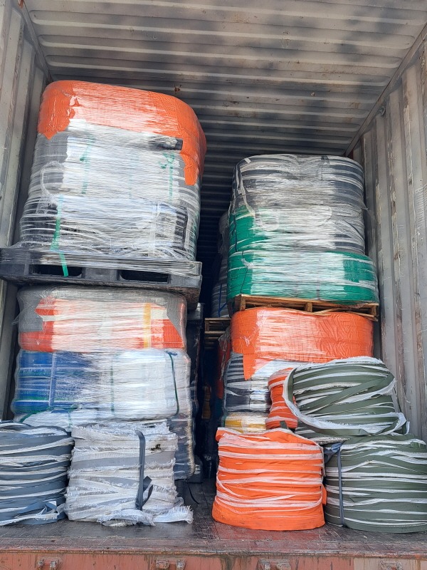 pvc tarp side trim10.jpg